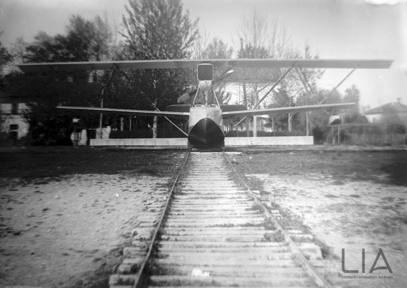 Idro - M.18 -  versione militare alla Schiranna (lago di Varese)